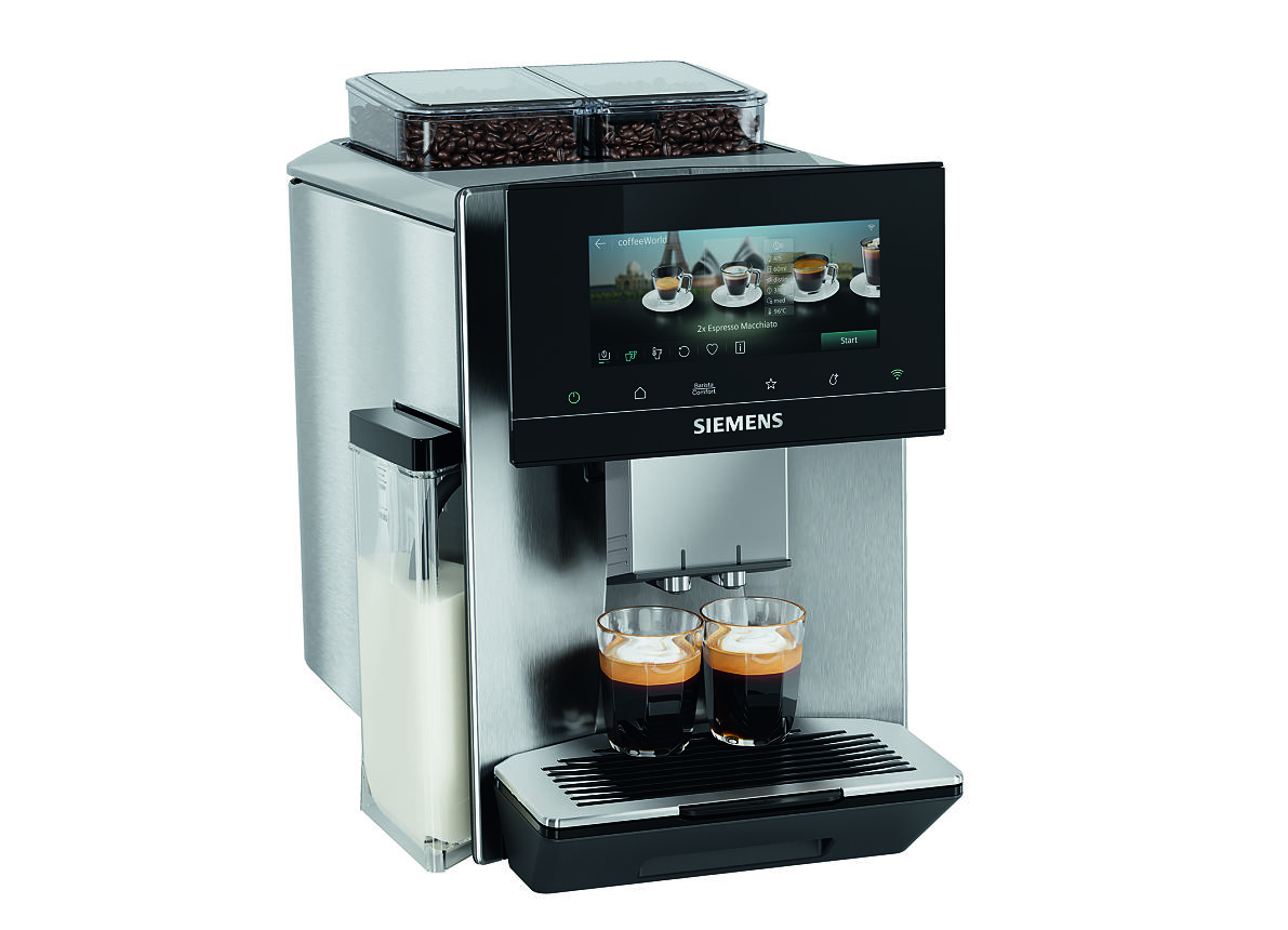 Barista-Perfektion trifft auf Bedienkomfort: Die Siemens Kaffeevollautomaten EQ900 iAroma und EQ900 plus iAroma jetzt mit neuen Funktionen