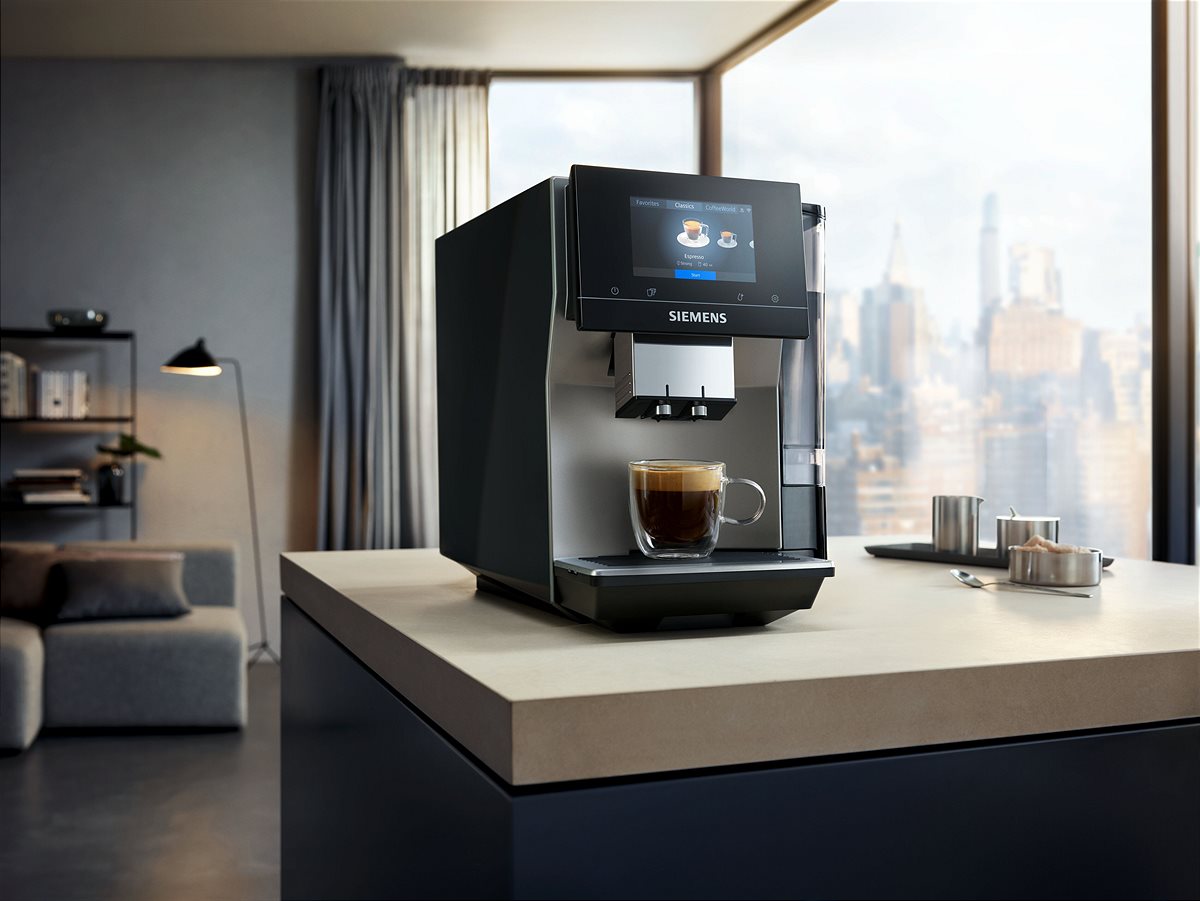 Siemens_EQ.700_Kaffeevollautomat_2
